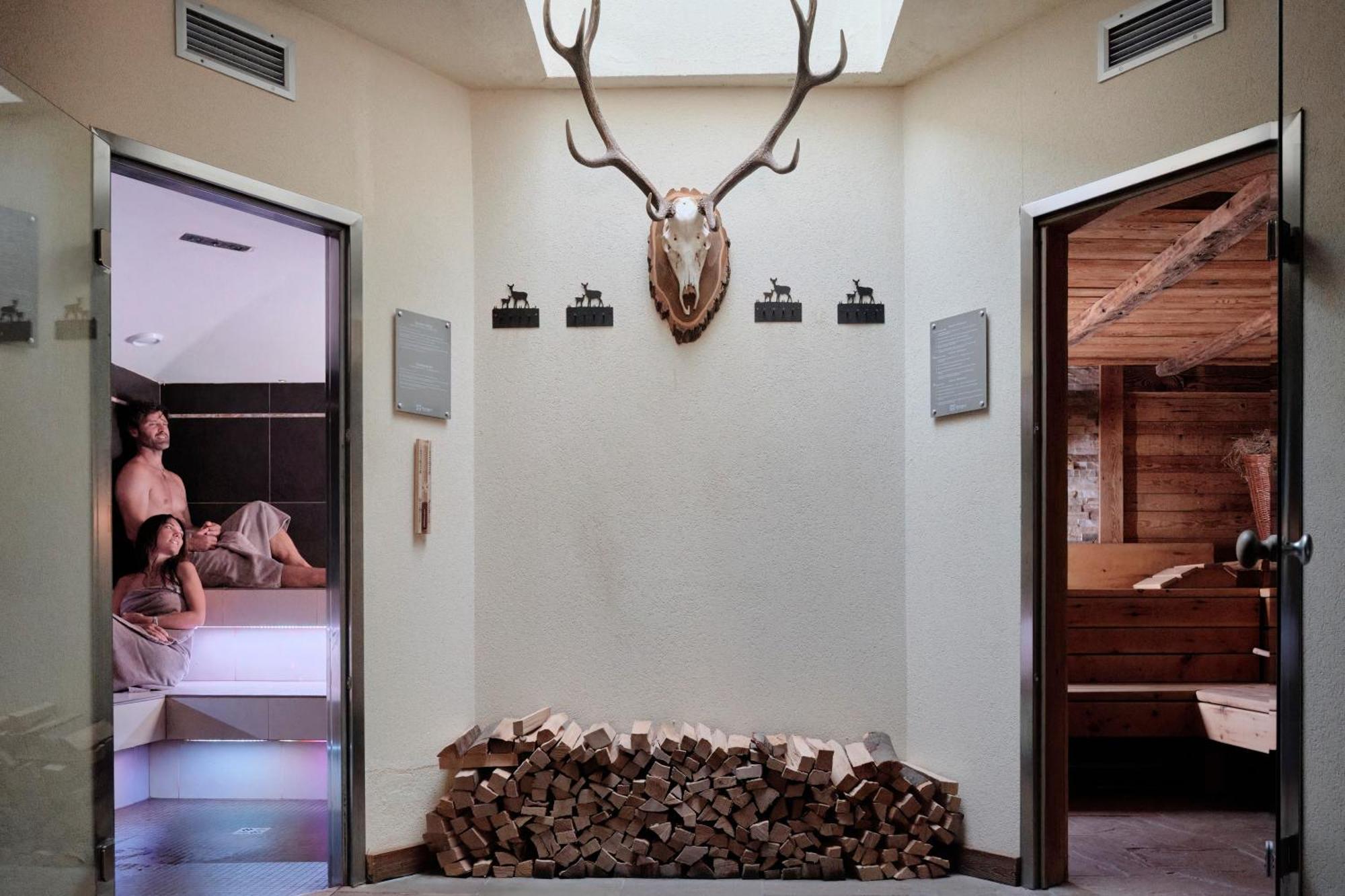 Boutique Hotel E Chalets Salvadori Mezzana  Exteriér fotografie
