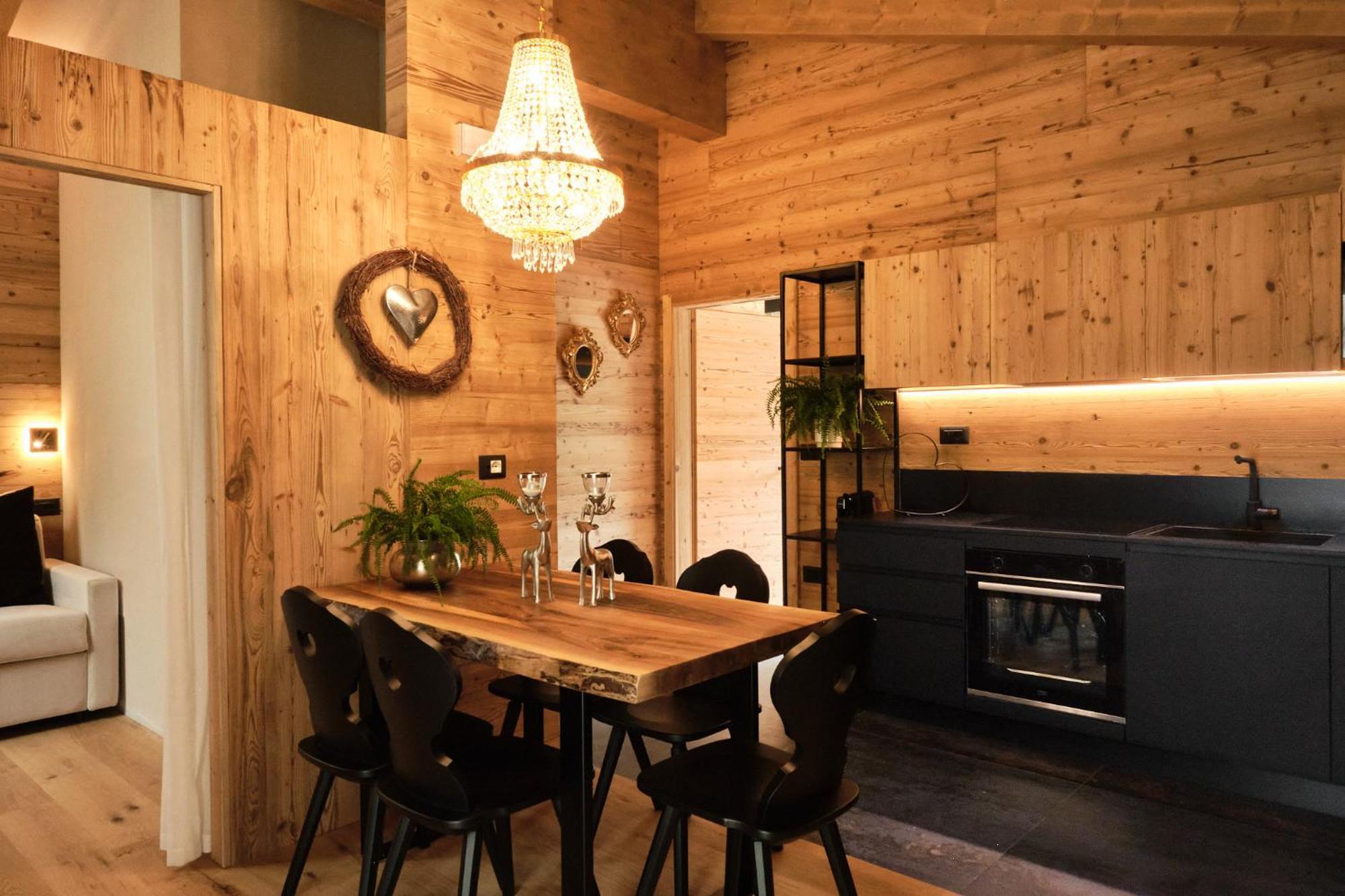 Boutique Hotel E Chalets Salvadori Mezzana  Exteriér fotografie